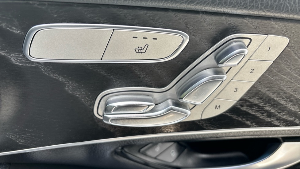 Used Mercedes-Benz GLC 2018 for sale - 76008308: Photo 67