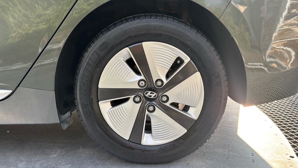 Used Hyundai IONIQ 2022 for sale - 76104195: Photo 18