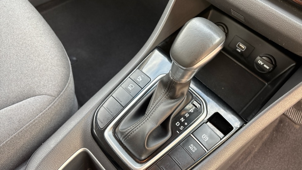 Used Hyundai IONIQ 2022 for sale - 76104195: Photo 31
