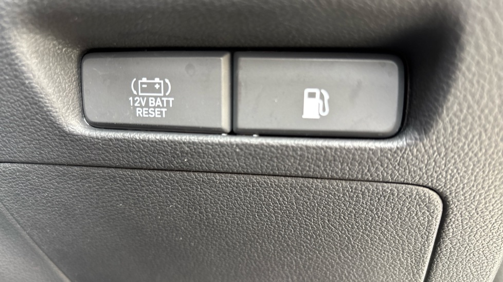 Used Hyundai IONIQ 2022 for sale - 76104195: Photo 63
