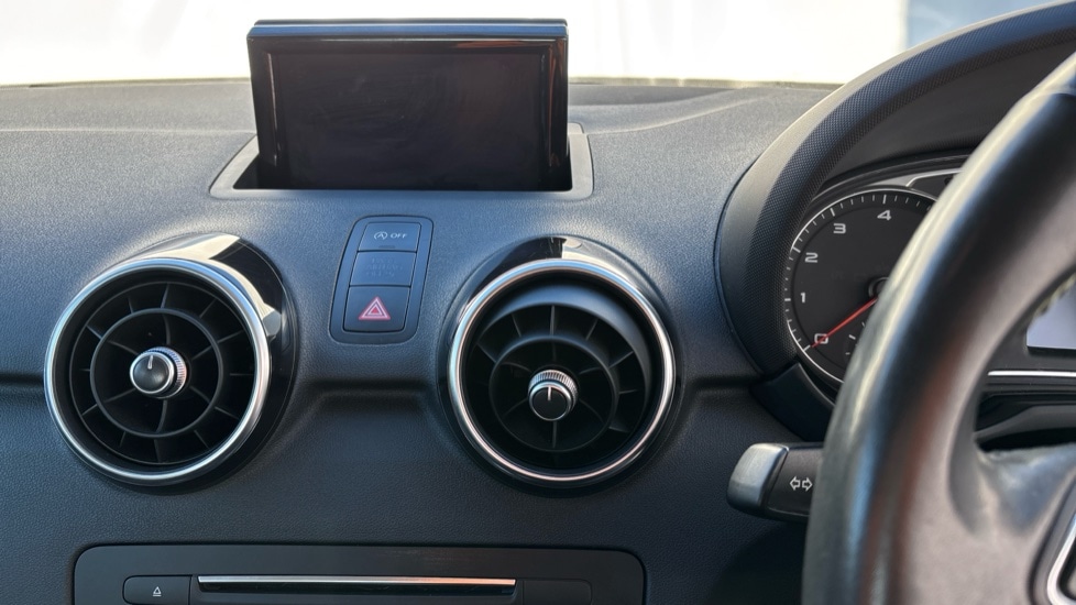 Used Audi A1 2017 for sale - 76475163: Photo 12