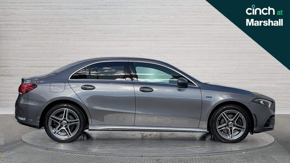 Used Mercedes-Benz A-Class 2020 for sale - 75992957: Photo 2