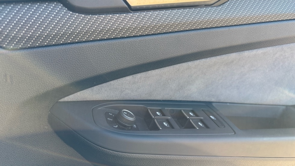 Used Volkswagen Golf 2022 for sale - 76479646: Photo 32