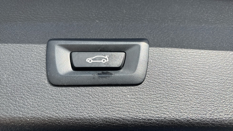 Vehicle 83