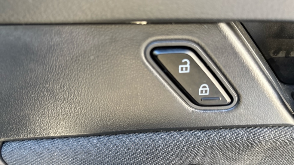 Used Mazda CX-30 2024 for sale - 76507667: Photo 65