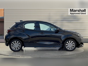 Used Toyota Yaris 2023 for sale - 75172184: Photo