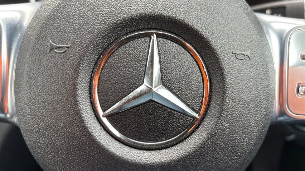 Used Mercedes-Benz C Class 2019 for sale - 76183946: Photo 40