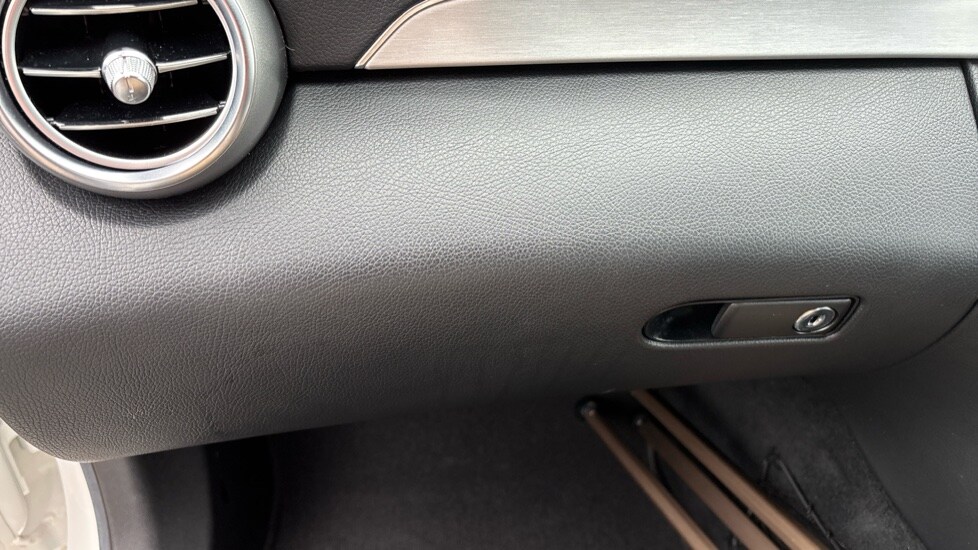 Used Mercedes-Benz C Class 2019 for sale - 76183946: Photo 47