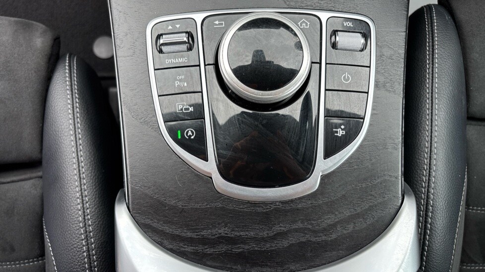 Used Mercedes-Benz C Class 2019 for sale - 76183946: Photo 53