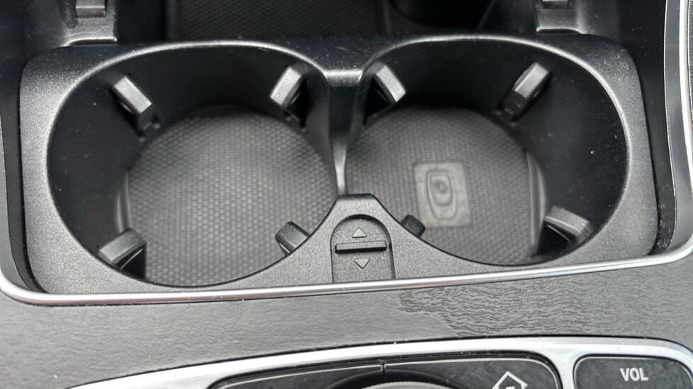 Used Mercedes-Benz C Class 2019 for sale - 76183946: Photo 54