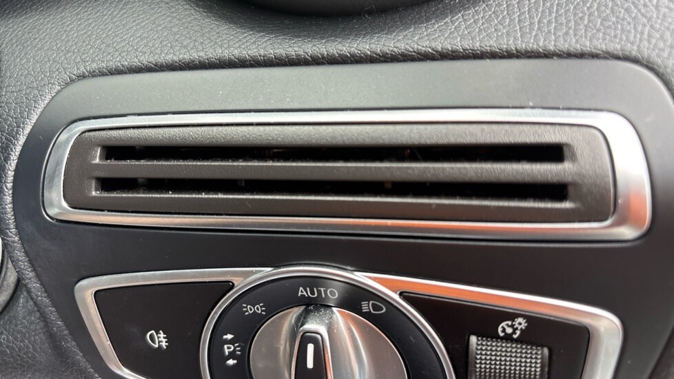 Used Mercedes-Benz C Class 2019 for sale - 76183946: Photo 70