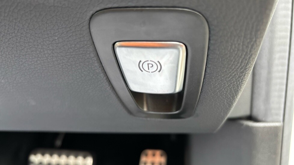 Used Mercedes-Benz C Class 2019 for sale - 76183946: Photo 72