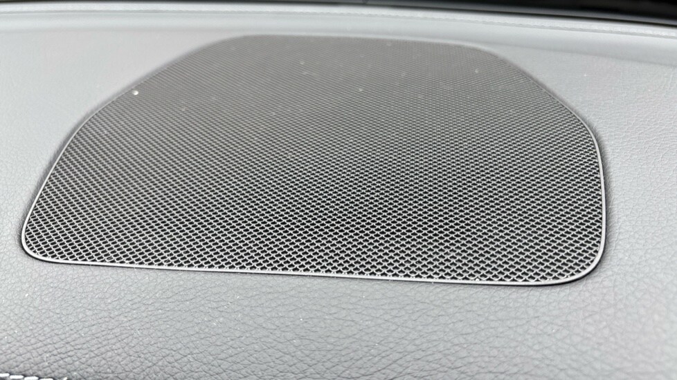 Used Mercedes-Benz C Class 2019 for sale - 76183946: Photo 79