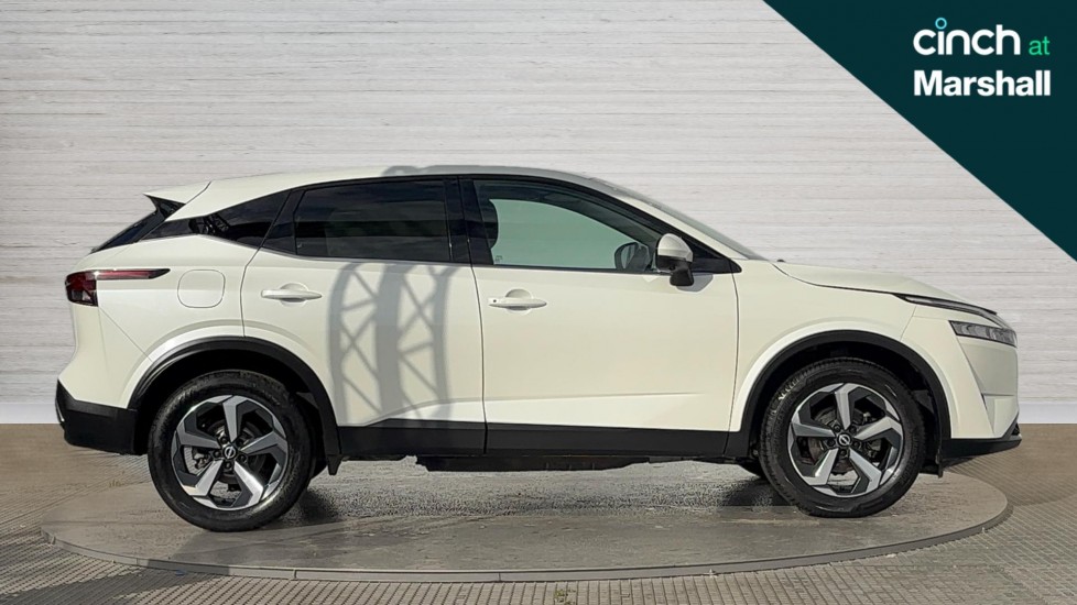 Used Nissan Qashqai 2022 for sale - 76086721: Photo 2