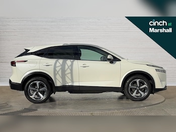 Used Nissan Qashqai 2022 for sale - 76086721: Photo 2