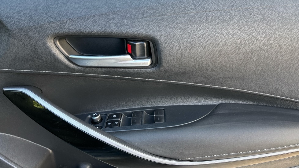 Used Toyota Corolla 2022 for sale - 76501482: Photo 32