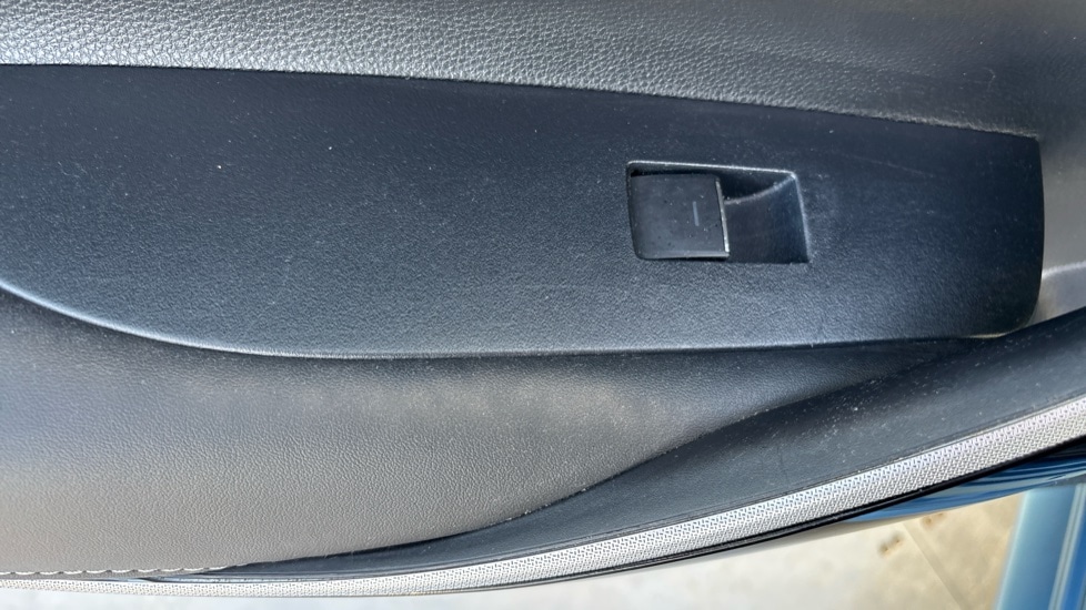 Used Toyota Corolla 2022 for sale - 76501482: Photo 54