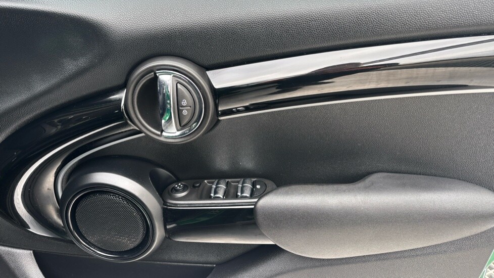 Used MINI Hatch 2022 for sale - 76086887: Photo 32