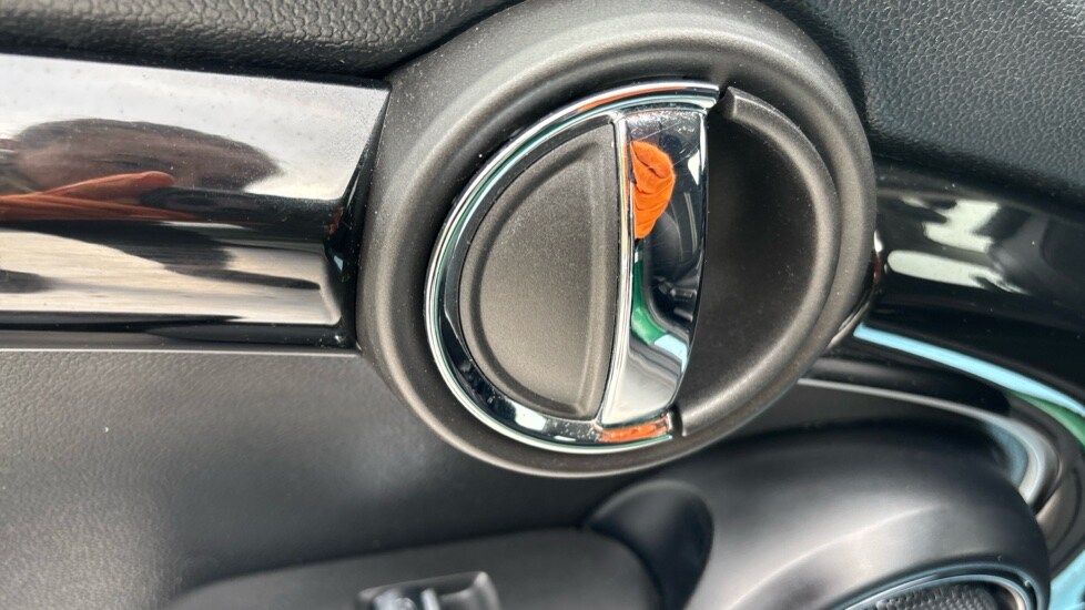 Used MINI Hatch 2022 for sale - 76086887: Photo 59