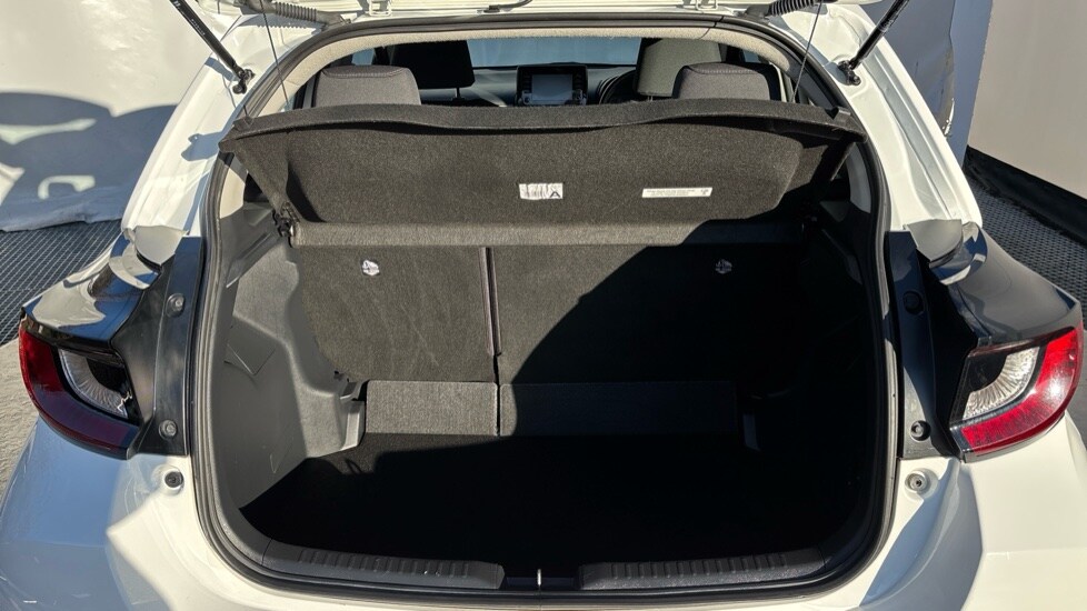 Used Toyota Yaris 2022 for sale - 76428251: Photo 15