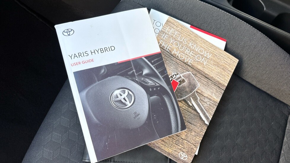 Used Toyota Yaris 2022 for sale - 76428251: Photo 22