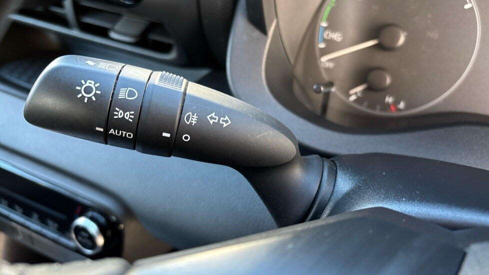 Used Toyota Yaris 2022 for sale - 76428251: Photo 27