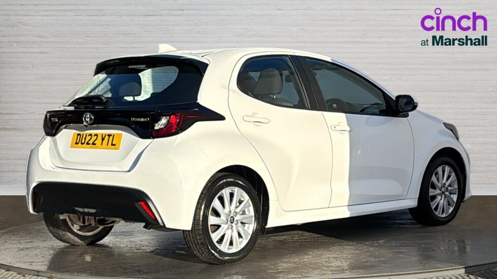 Used Toyota Yaris 2022 for sale - 76428251: Photo 3