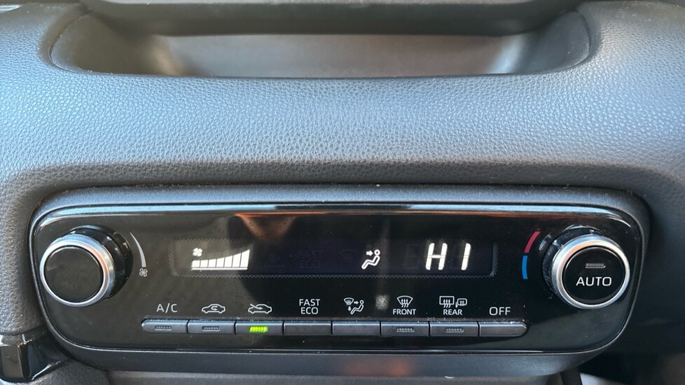 Used Toyota Yaris 2022 for sale - 76428251: Photo 36