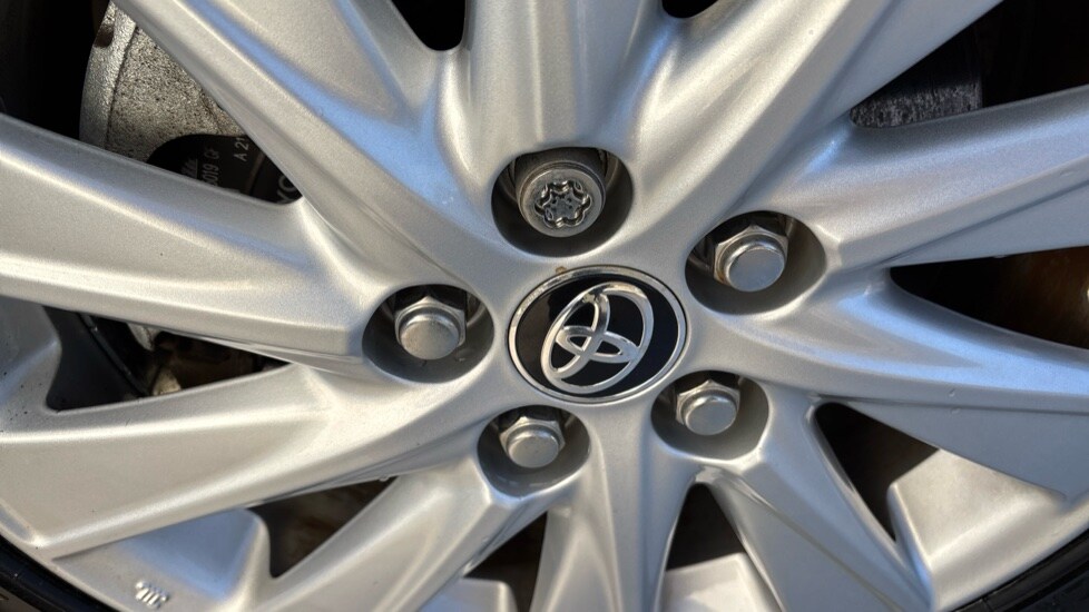 Used Toyota Yaris 2022 for sale - 76428251: Photo 41