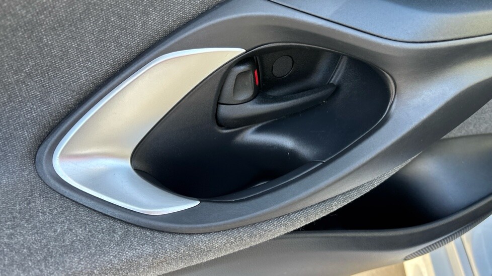 Used Toyota Yaris 2022 for sale - 76428251: Photo 53