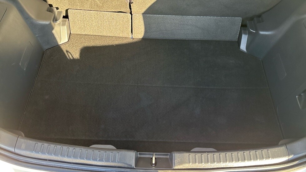 Used Toyota Yaris 2022 for sale - 76428251: Photo 57