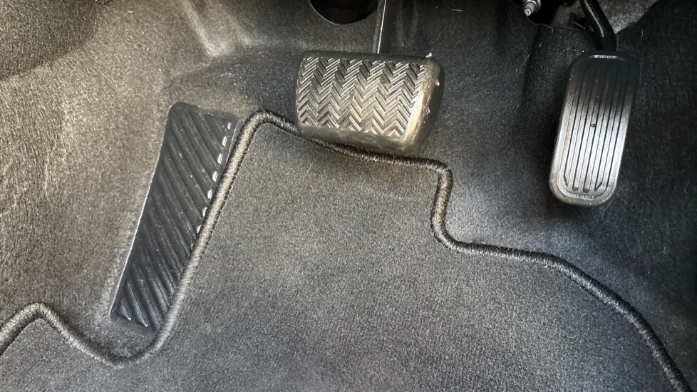 Used Toyota Yaris 2022 for sale - 76428251: Photo 60