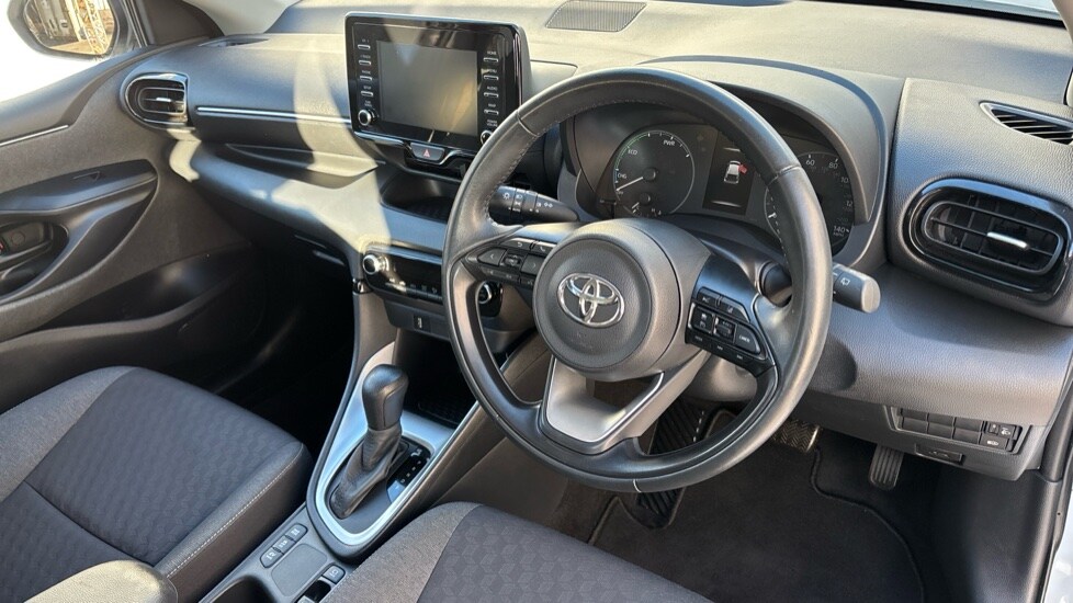 Used Toyota Yaris 2022 for sale - 76428251: Photo 9