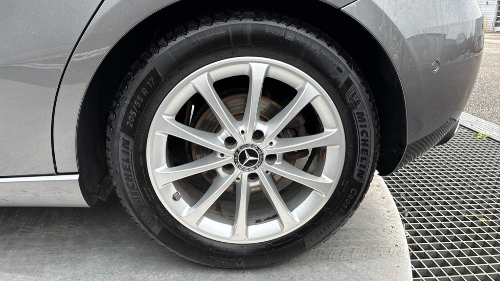 Used Mercedes-Benz A-Class 2019 for sale - 76954293: Photo 18