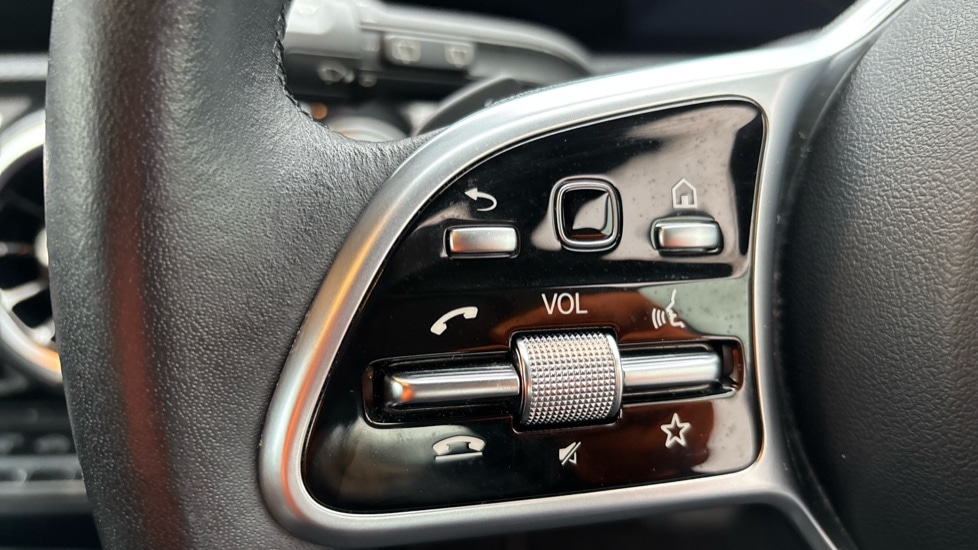 Used Mercedes-Benz A-Class 2019 for sale - 76954293: Photo 25