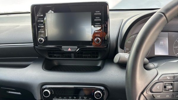 Used Toyota Yaris 2023 for sale - 76244452: Photo 12