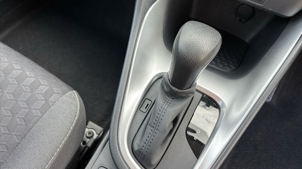 Used Toyota Yaris 2023 for sale - 76244452: Photo 31