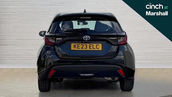Used Toyota Yaris 2023 for sale - 76244452: Photo 4