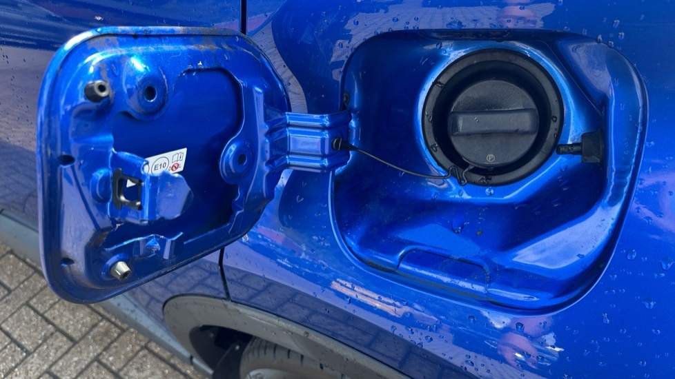 Used Toyota C-HR 2017 for sale - 76894543: Photo 23