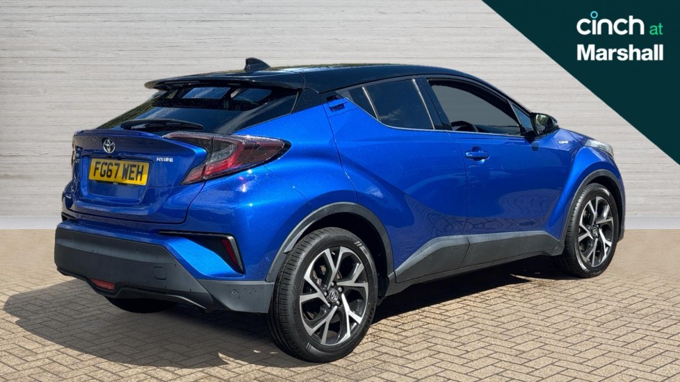 Used Toyota C-HR 2017 for sale - 76894543: Photo 3