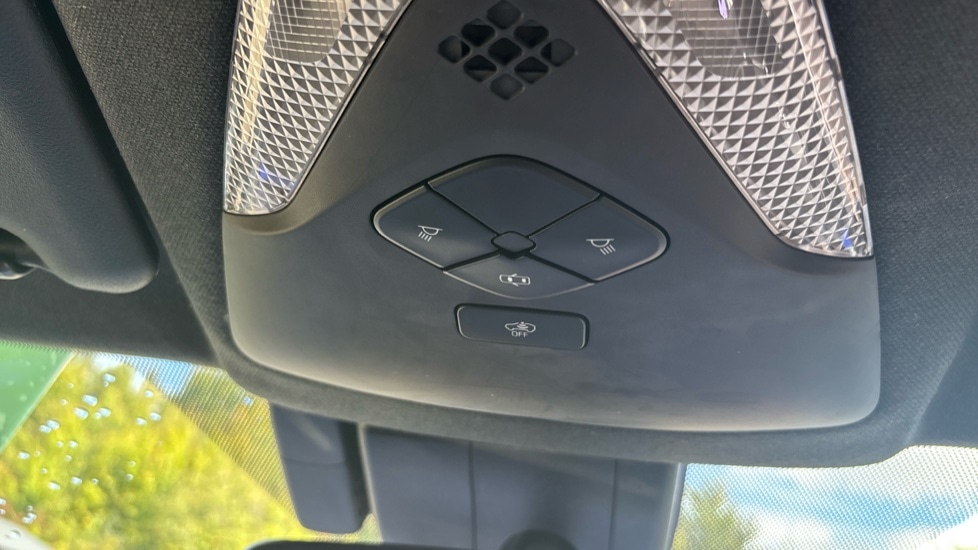 Used Toyota C-HR 2017 for sale - 76894543: Photo 33