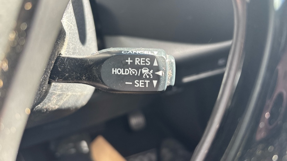 Used Toyota C-HR 2017 for sale - 76894543: Photo 40