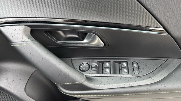 Used Peugeot 2008 2025 for sale - 75471826: Photo 31