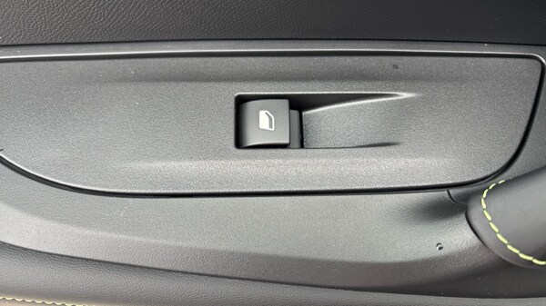 Used Peugeot 2008 2025 for sale - 75471826: Photo 60