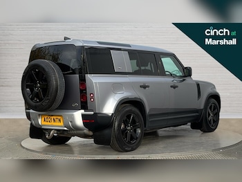 Used Land Rover Defender 2021 for sale - 76338901: Photo