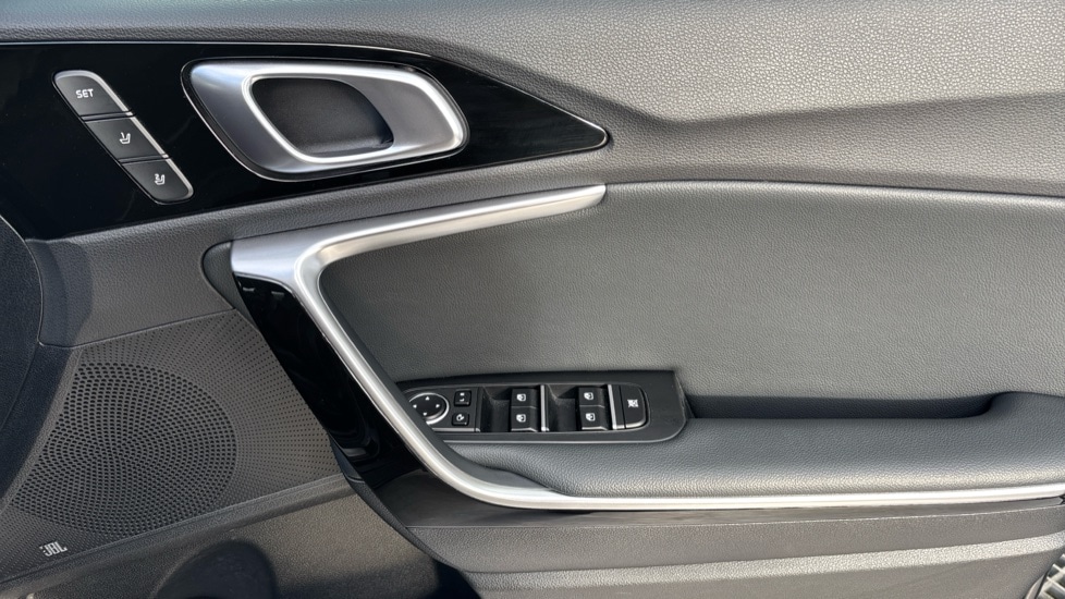 Used Kia XCeed 2024 for sale - 76589845: Photo 32