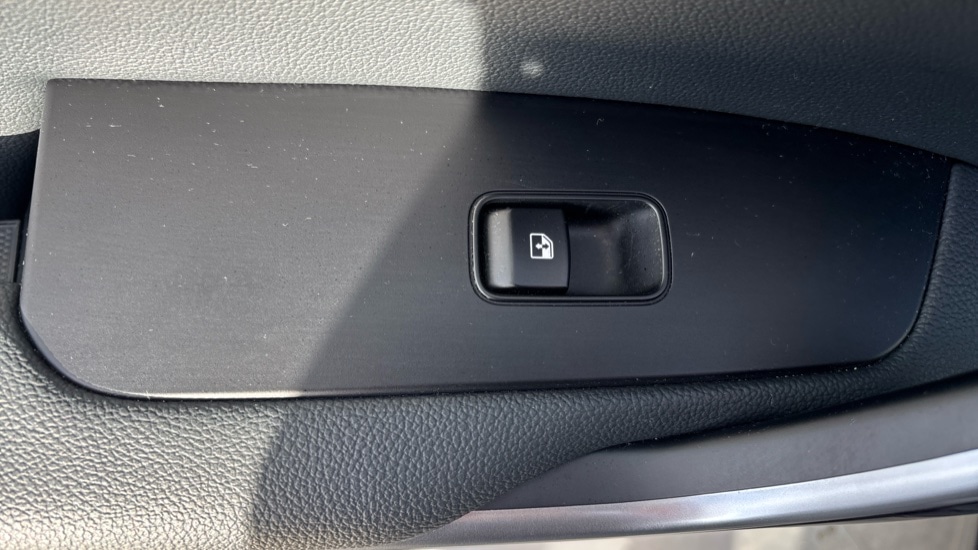 Used Kia XCeed 2024 for sale - 76589845: Photo 45