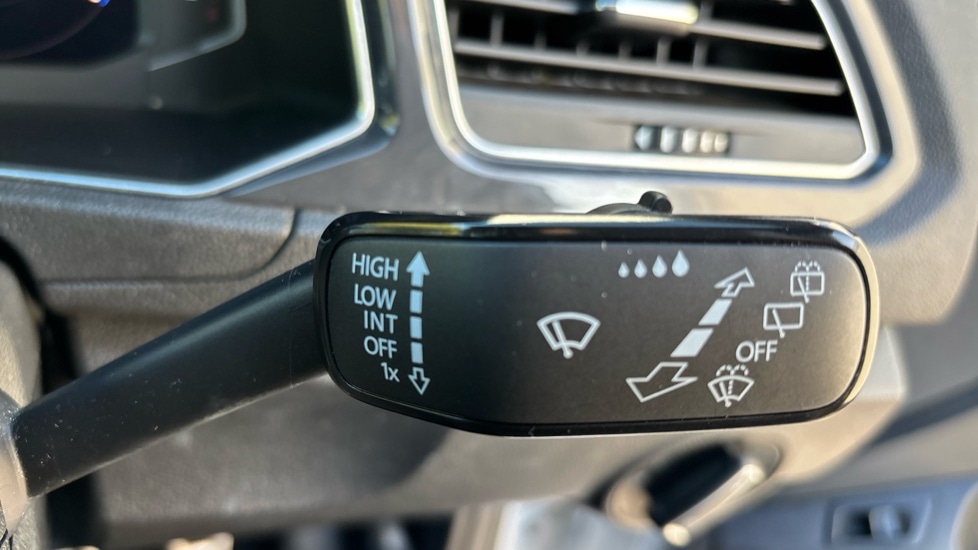 Used Volkswagen T-Roc 2019 for sale - 75886730: Photo 26