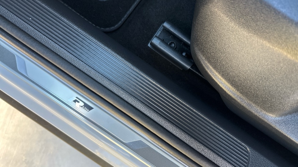 Used Volkswagen T-Roc 2019 for sale - 75886730: Photo 39