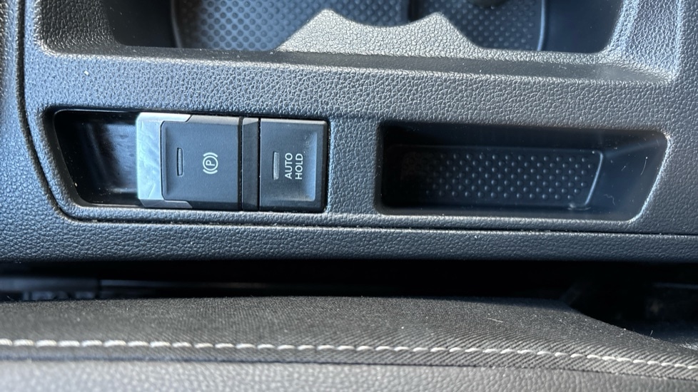 Used Volkswagen T-Roc 2019 for sale - 75886730: Photo 57